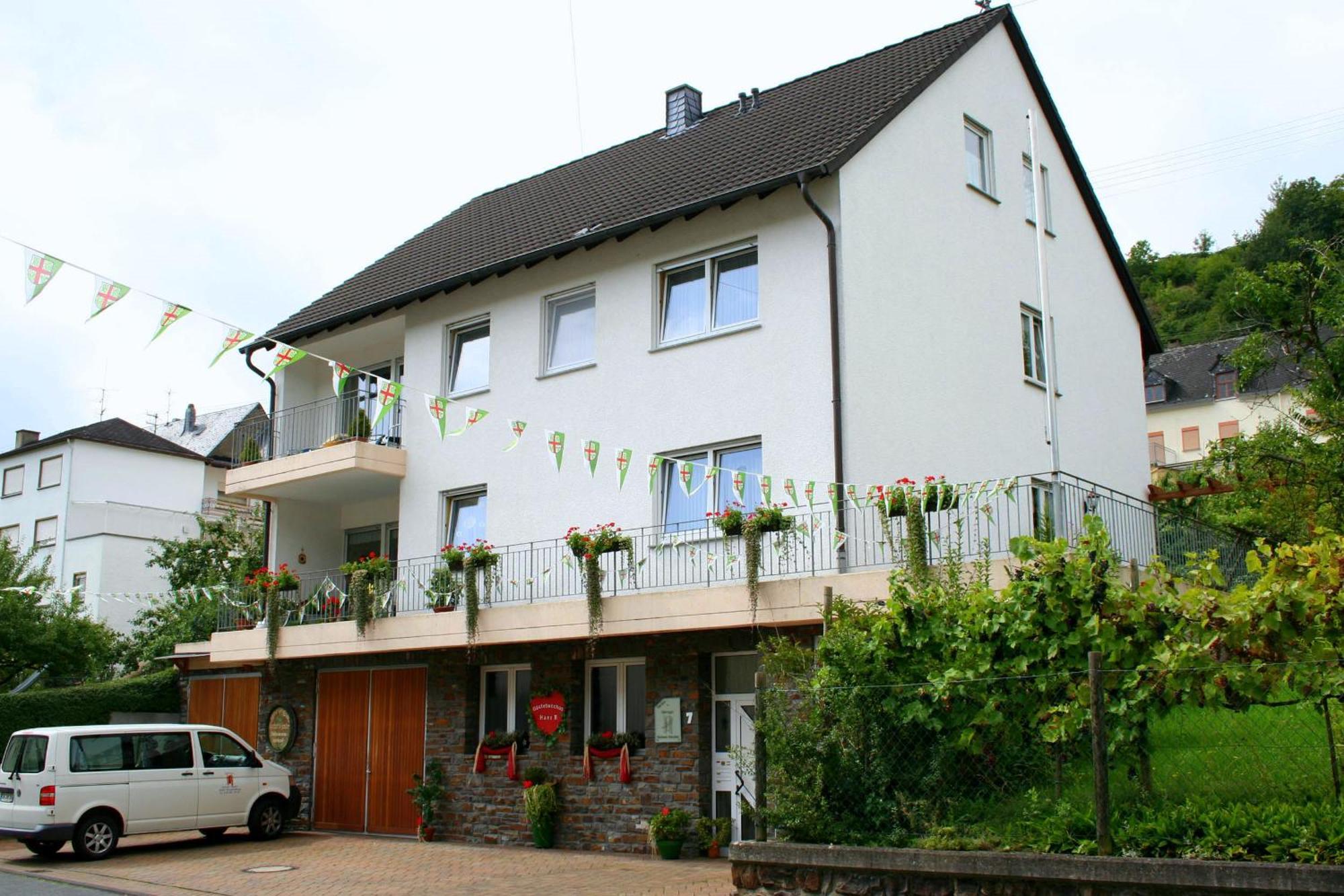 Hotel Ferienweingut Hensler Briedel Exterior foto